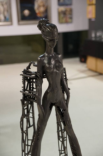 sculpture Black Moon by Igor Grechanyk